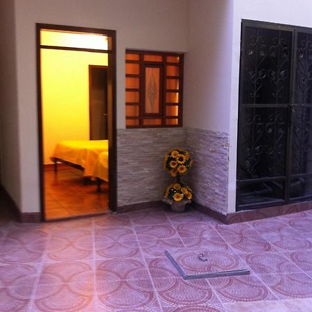 Hotel Margarita 2 Quito Extérieur photo