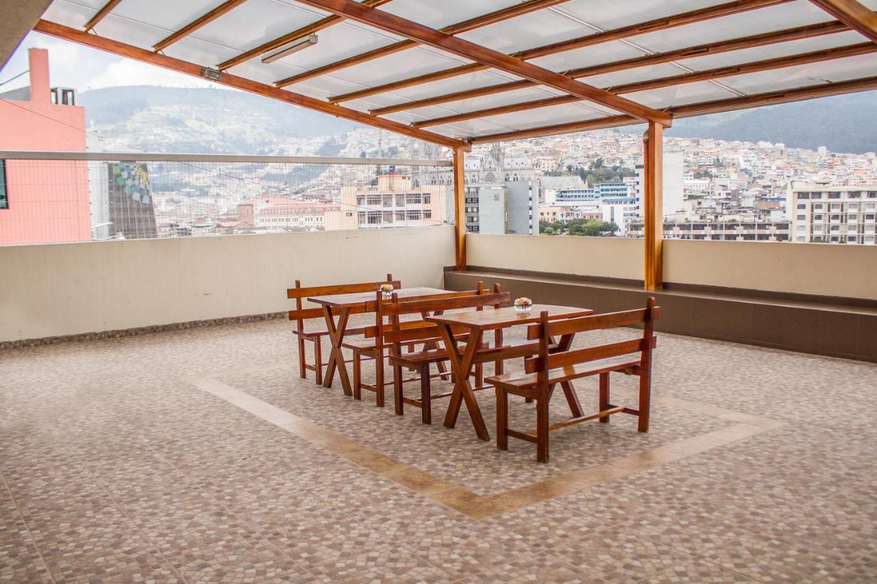 Hotel Margarita 2 Quito Extérieur photo