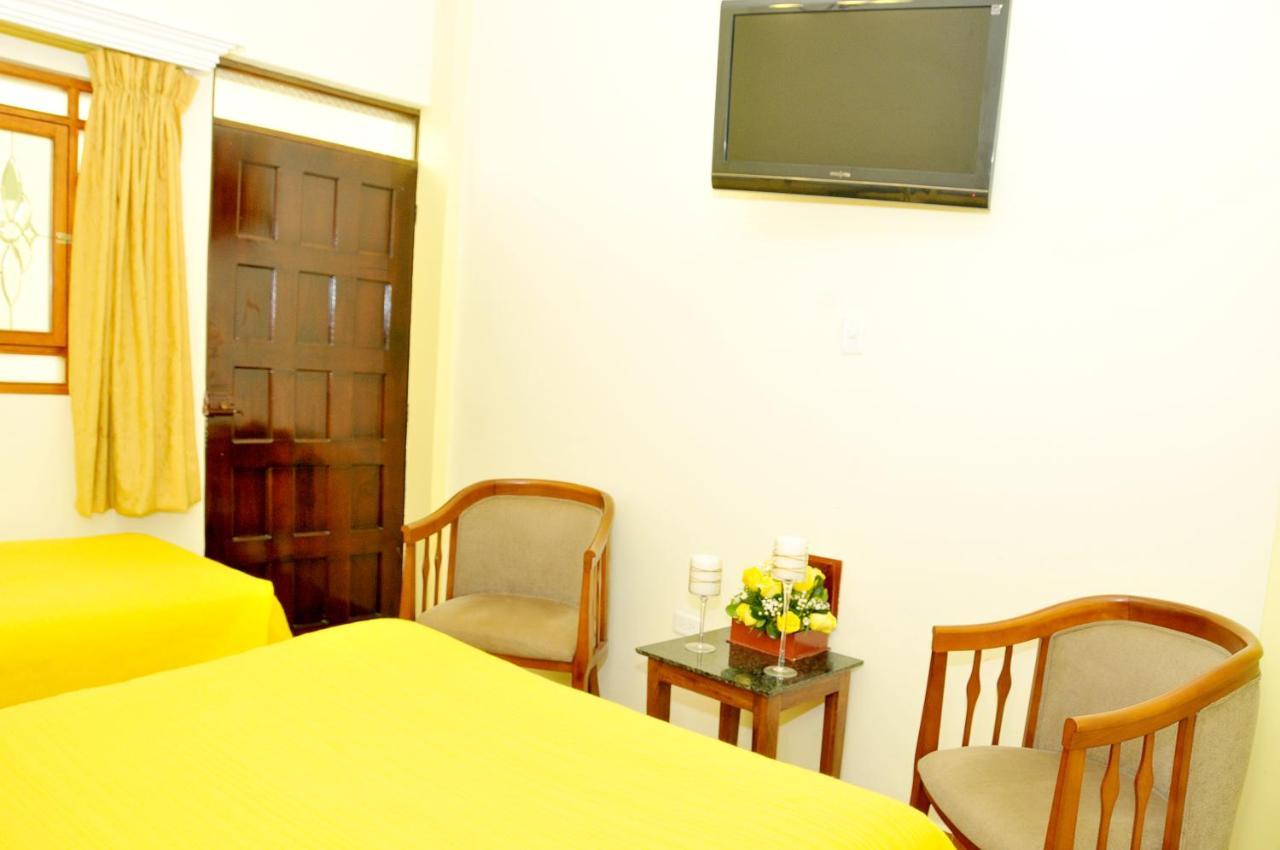 Hotel Margarita 2 Quito Extérieur photo