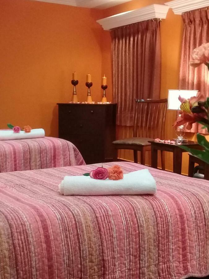 Hotel Margarita 2 Quito Extérieur photo